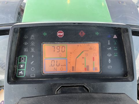 John Deere 7700