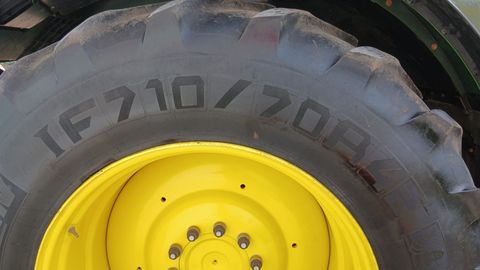 John Deere 7230 R