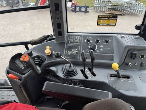 New Holland M 160/8560