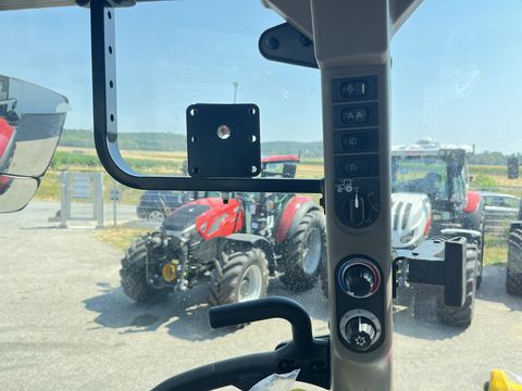 Case IH Farmall 120M