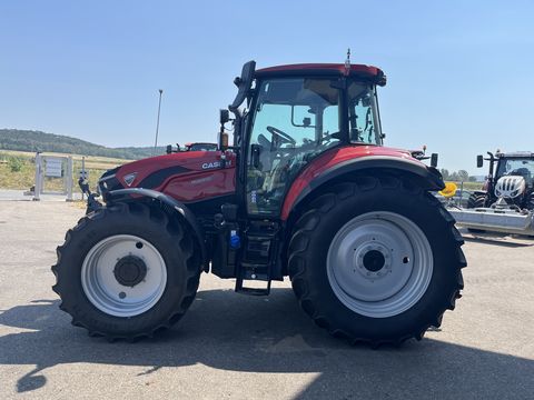 Case IH Farmall 120M
