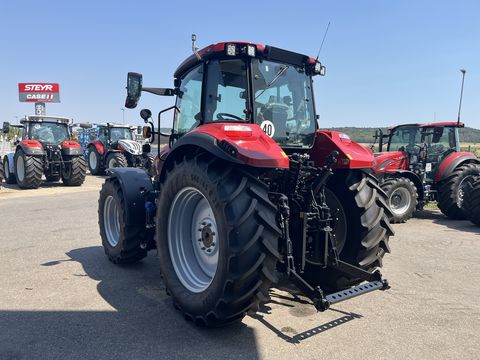 Case IH Farmall 120M