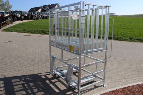 Fliegl Arbeitsbühne hoch