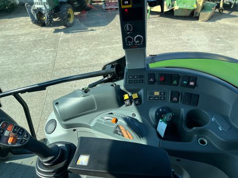 Claas Arion 430