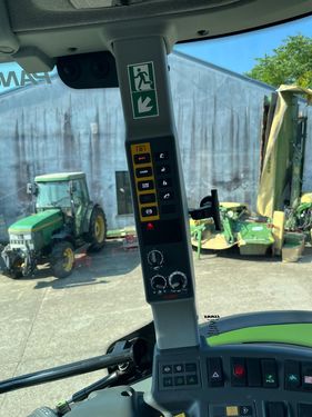 Claas Arion 430