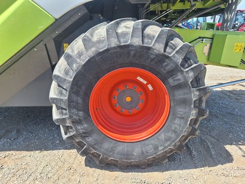 Claas Tucano 450