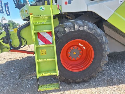 Claas Tucano 450