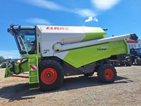 Claas Tucano 450
