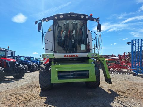 Claas Tucano 450