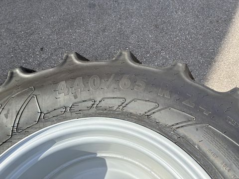 Mitas 540/65R34+440/65R24