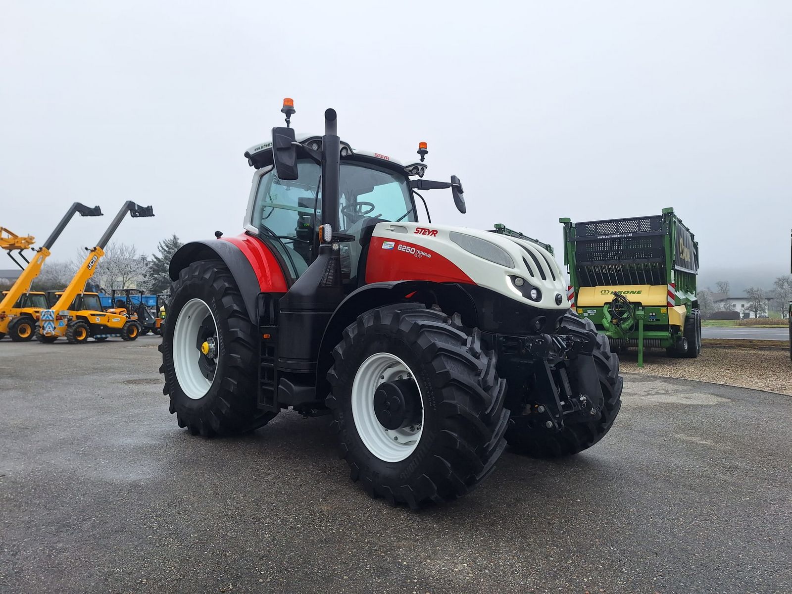 Steyr 6250 Terrus CVT (Stage V) 2