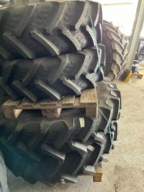 BKT 340/85R38+340/85R24