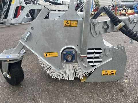 Fliegl AgroCenter Kehrm. 600