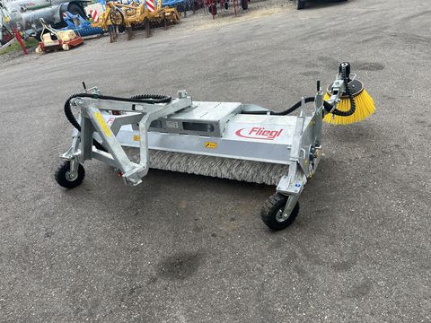 Fliegl AgroCenter Kehrm. 600