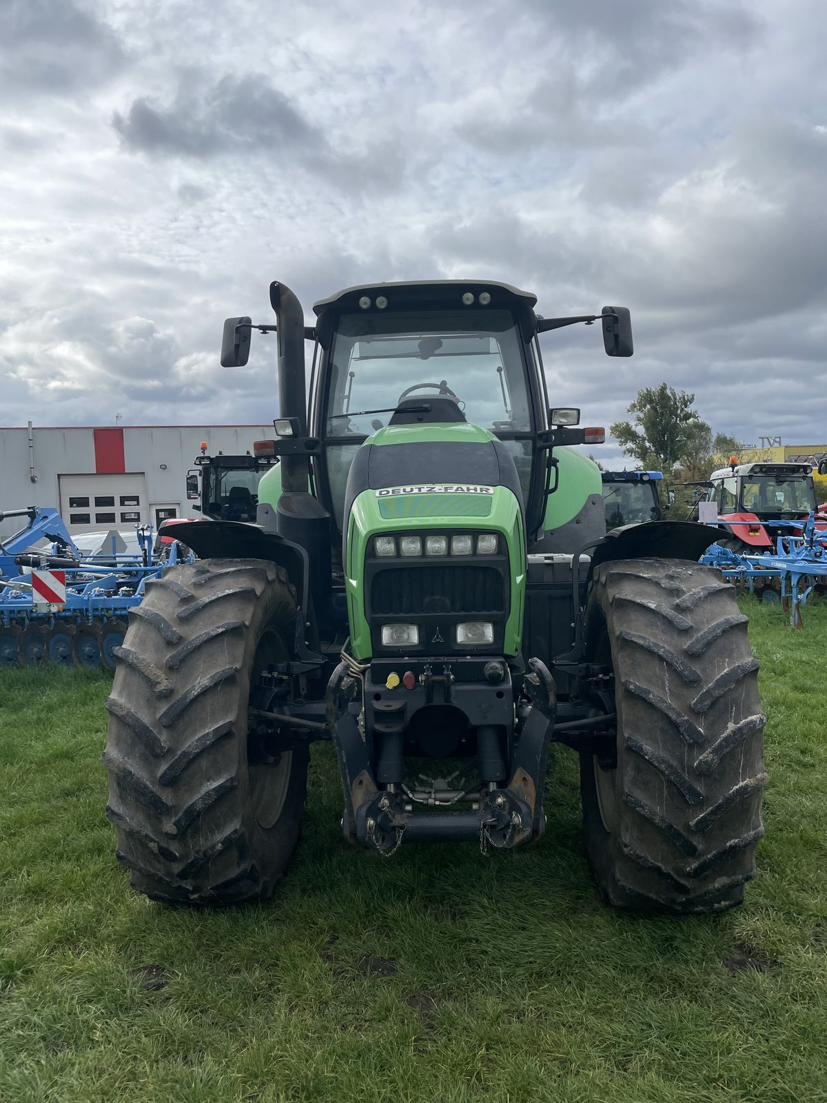 Deutz Fahr Agrotron TTV 7210 2