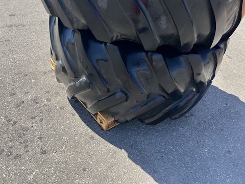 Good Year 800/65R32