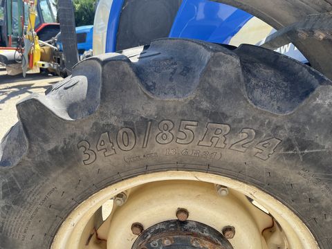 New Holland TL 100A
