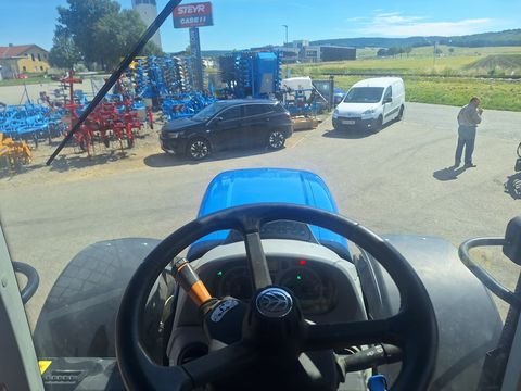 New Holland T7.200