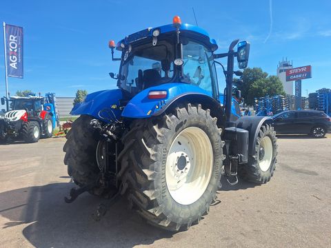New Holland T7.200