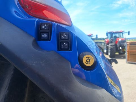 New Holland T7.200