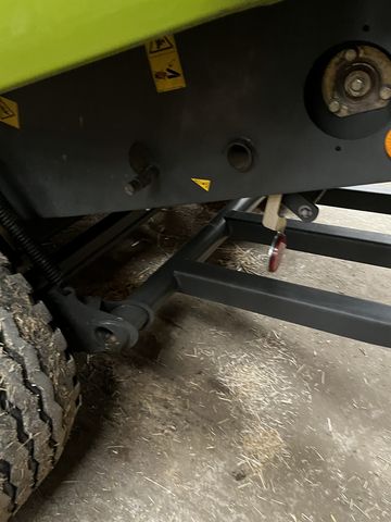 Claas Variant 380 RC