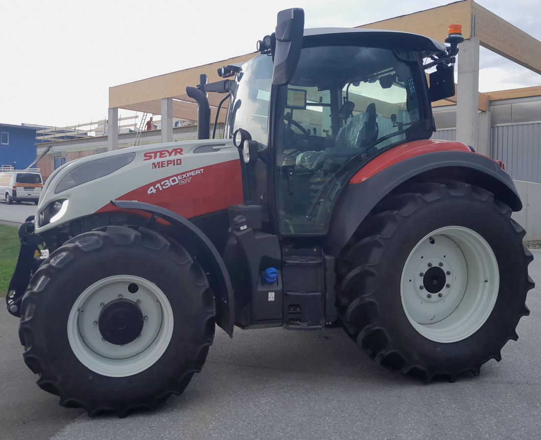 4130 EXPERT CVT TRACTOR EARNS A GOLD MEDAL FOR STEYR® AT POLISH FORESTRY  FAIR