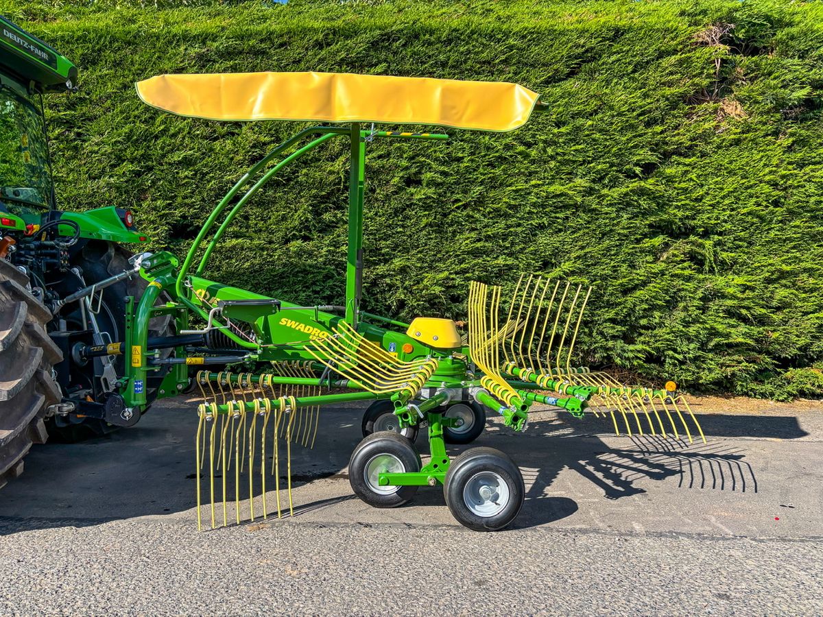 Krone Swadro S 380  1