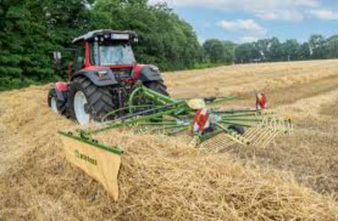<strong>Krone Schwader S 380</strong><br />