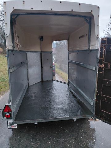 Pongratz Viehanhänger VA 145