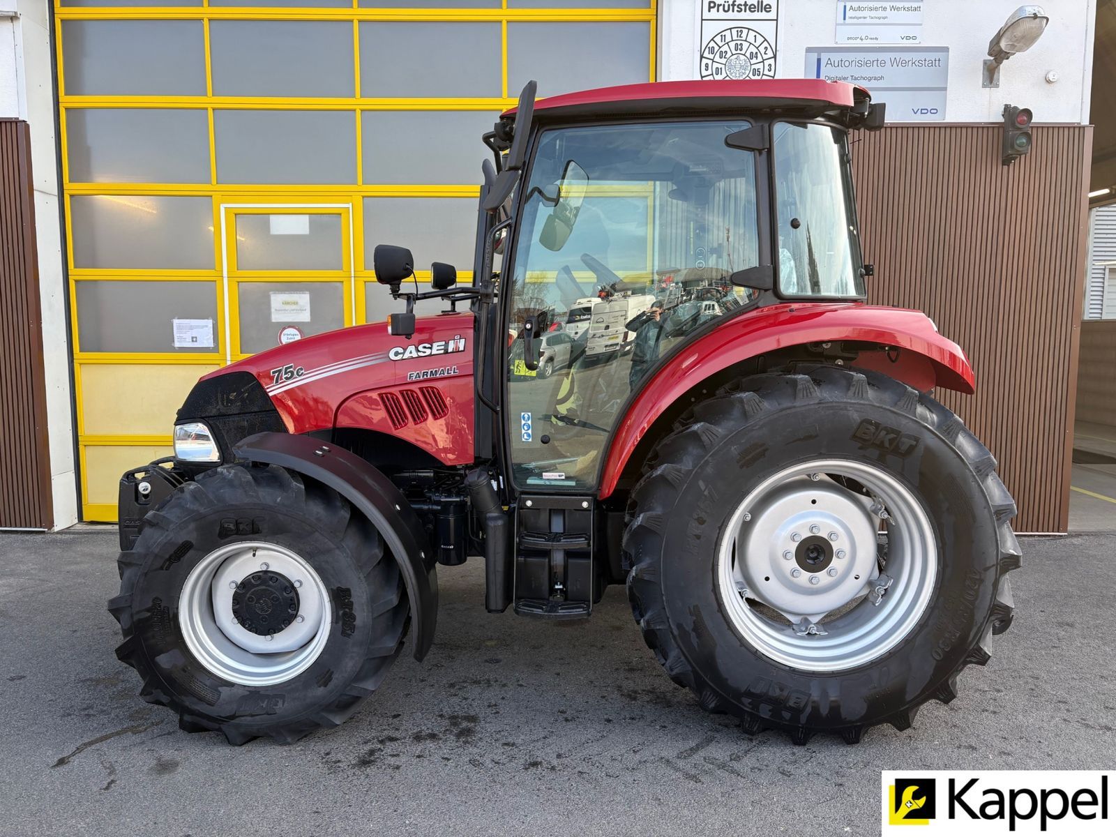 Case IH Farmall 75C 2