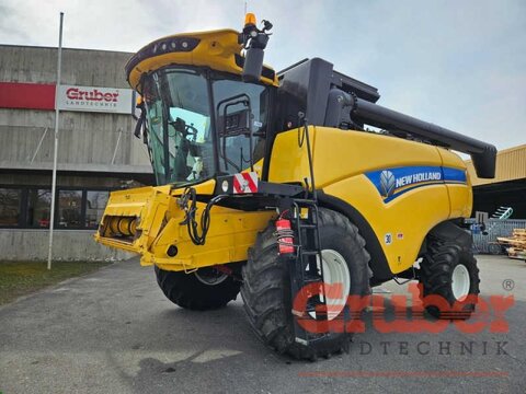 New Holland CX 6.90