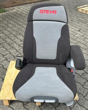 Grammer Maximo Dynamic Steyr MSG95AL/741