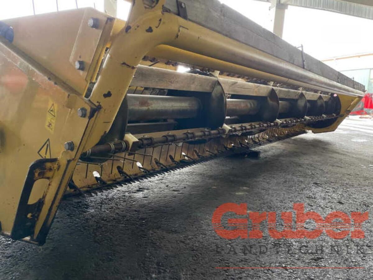 Champion p.f. New Holland Feldhäcksler FX 3