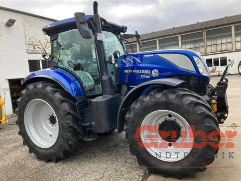 <strong>New Holland T7.225AC</strong><br />