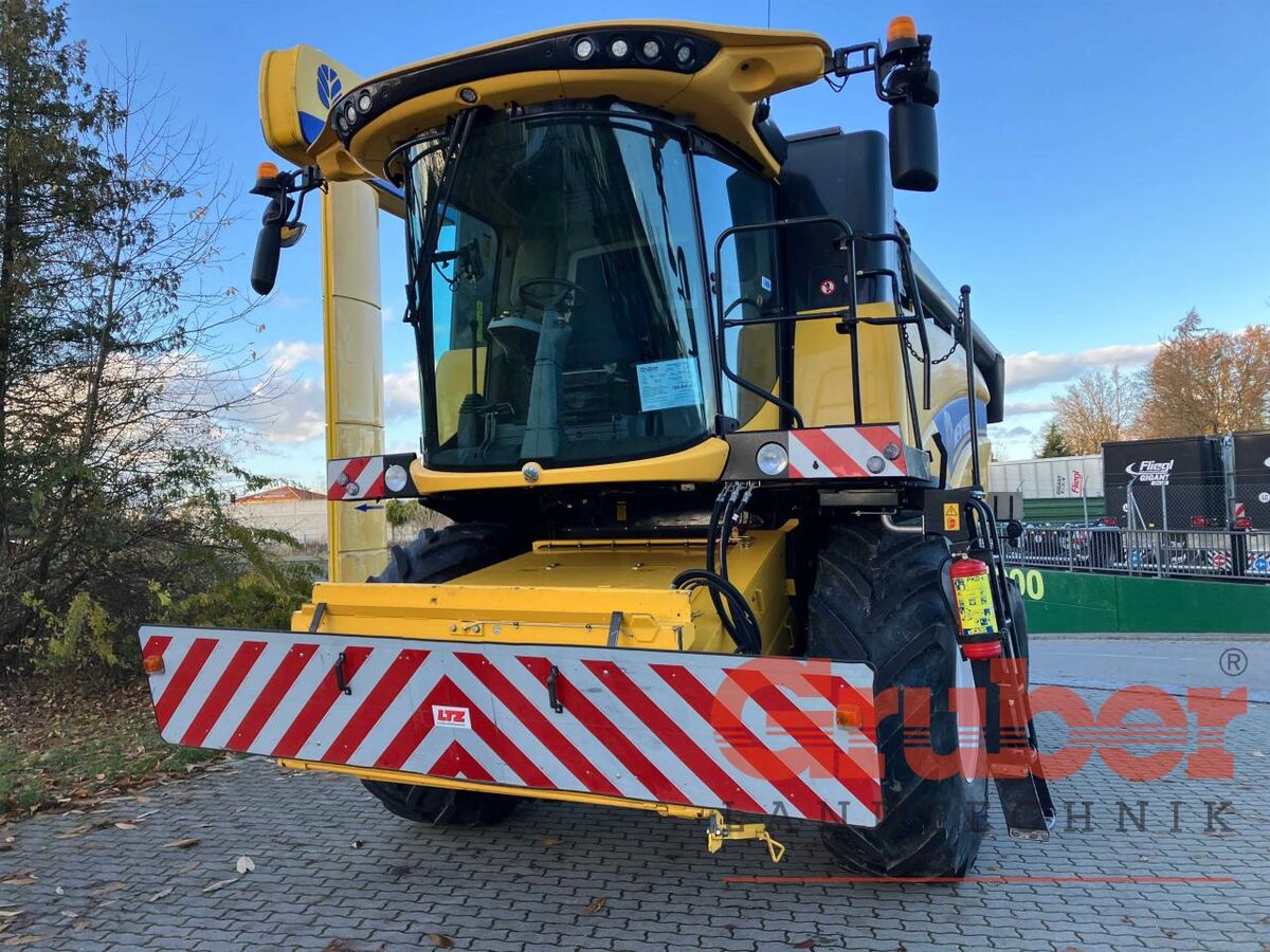 New Holland CX 5.90 T4B 3