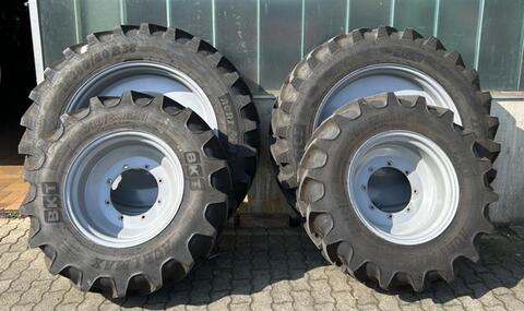 BKT Pflegeräder Mais Luxxum / Multi Spur 165 cm