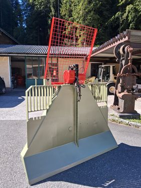 Holzknecht HS 270 UEA