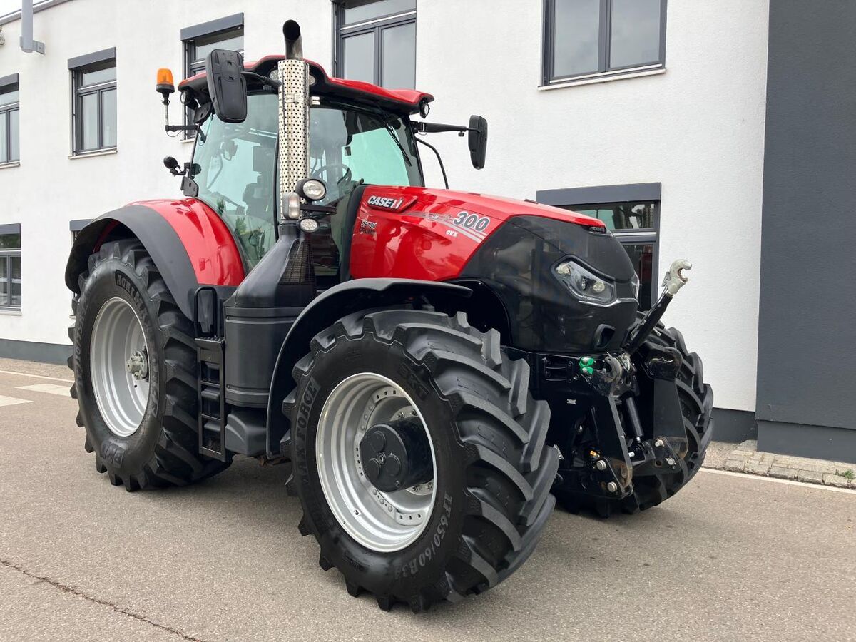 Case IH Optum 300 CVX 3
