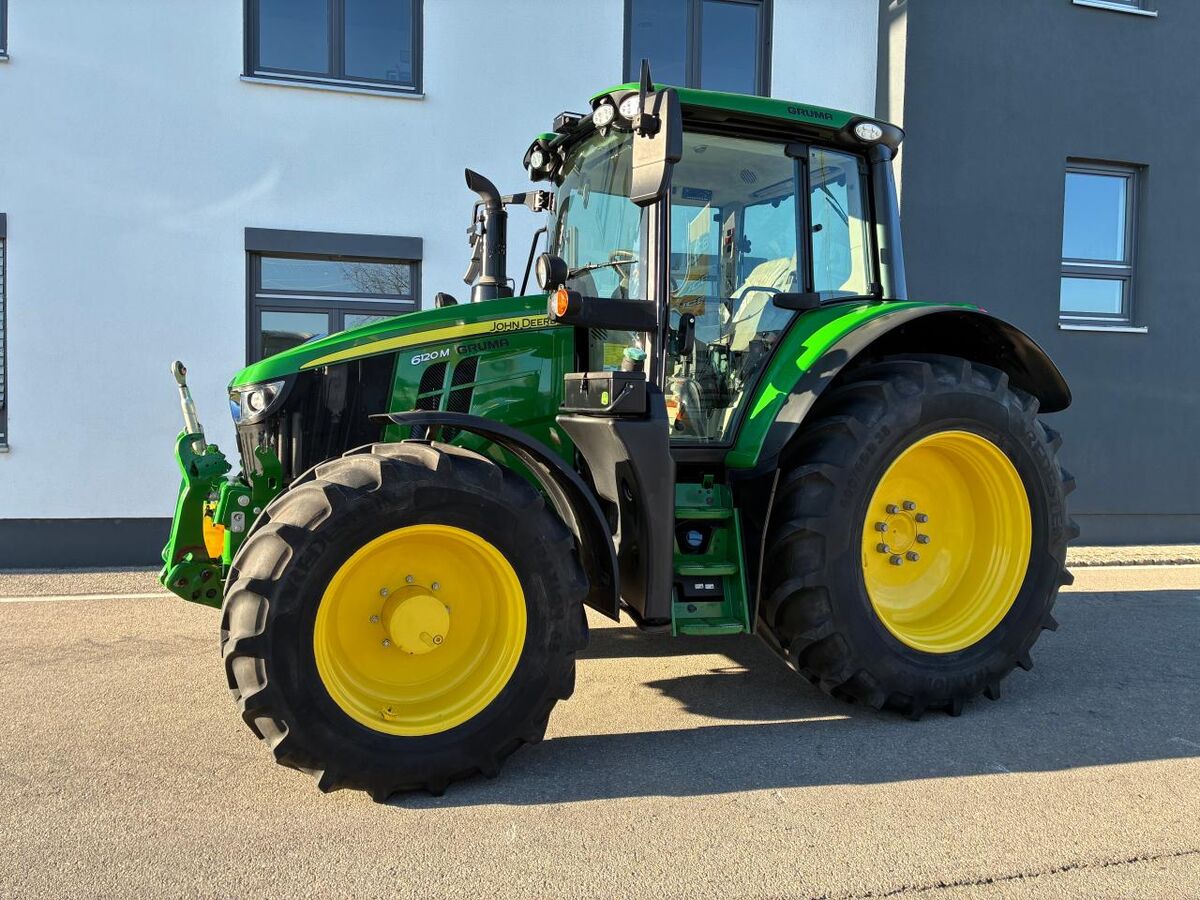 John Deere 6120 M 2