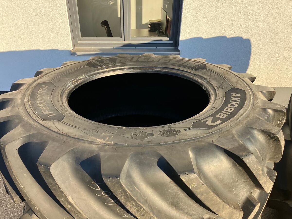 Reifen VF 650/60R34 u. VF 710/75R42 3