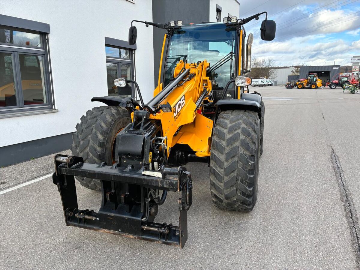 JCB TM 320 S 2