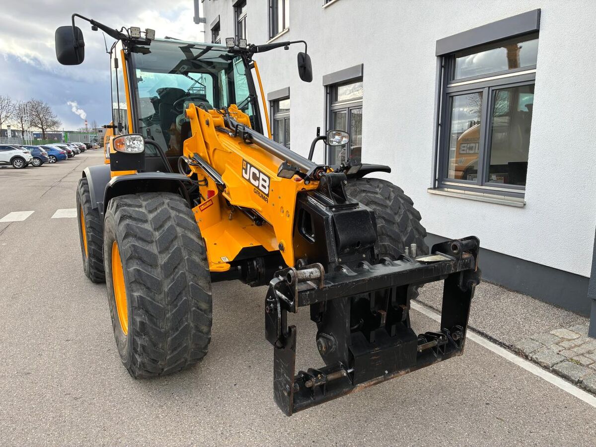 JCB TM 320 S 3