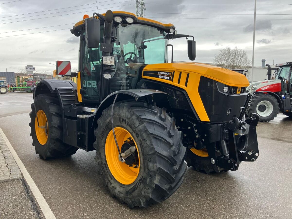 JCB Fastrac 4220 3
