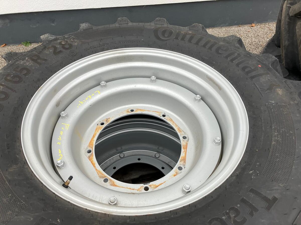 Continental 480/65R28 u. 600/65R38 Tractor Master 3
