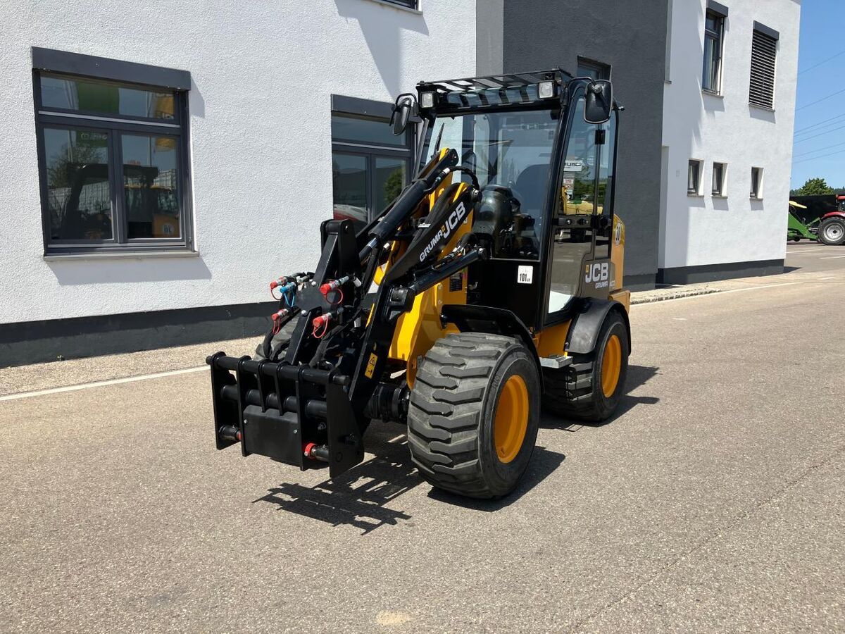JCB 403 Plus 2