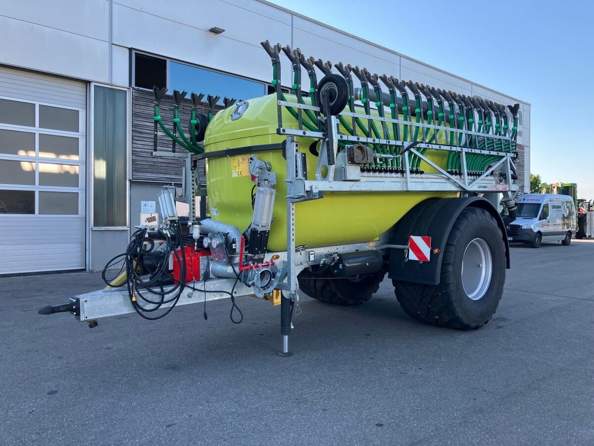 Fliegl PFW 9000 Poly Line Güllefass 2