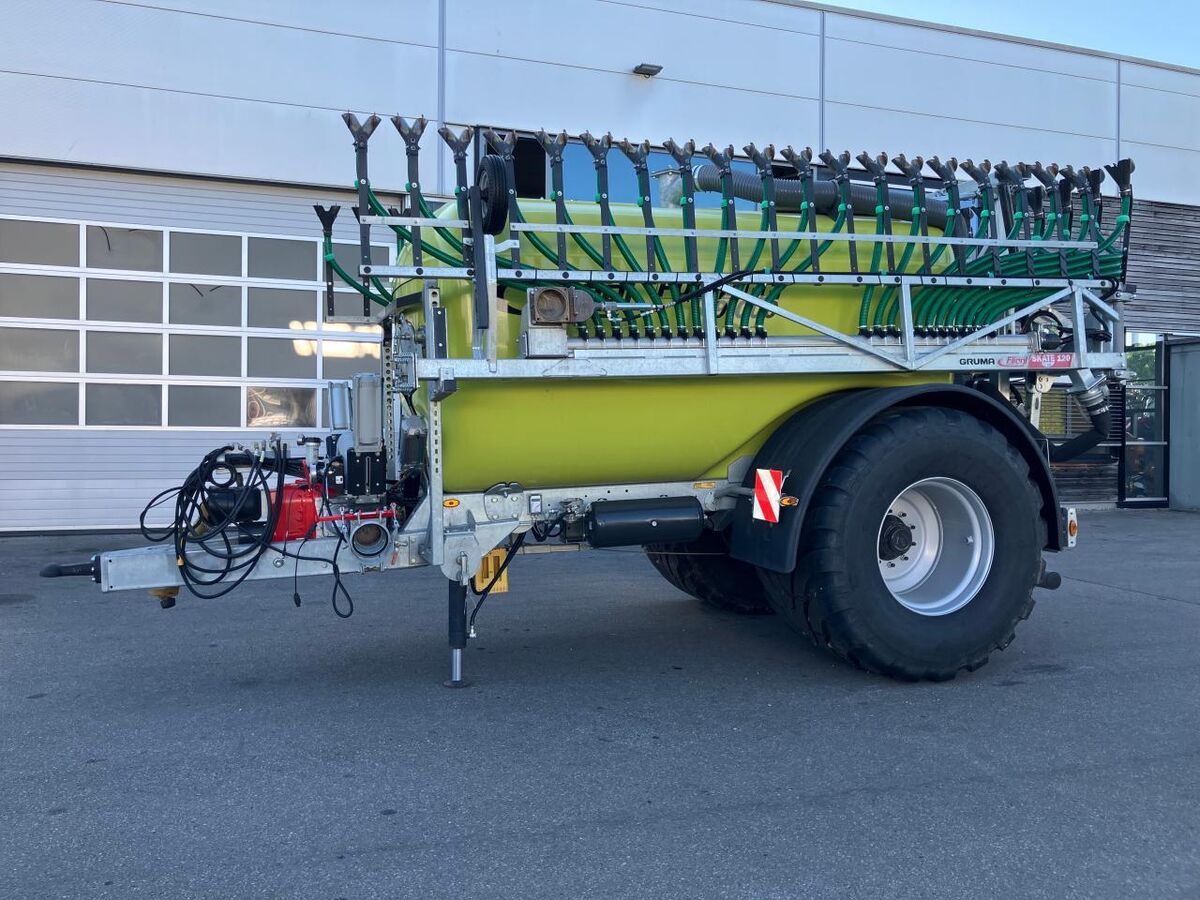 Fliegl PFW 9000 Poly Line Güllefass 3