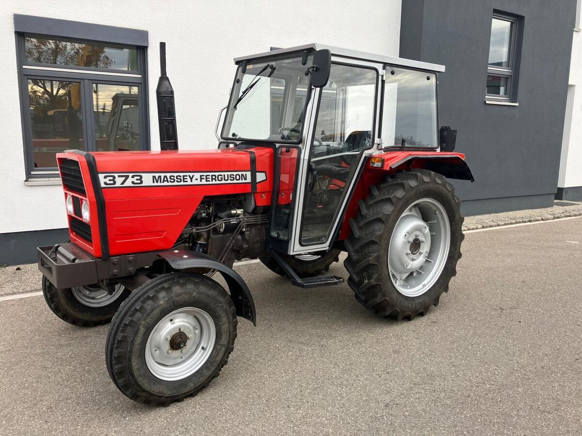 Massey Ferguson 373 1