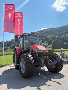 Massey Ferguson MF 5S.115 Dyna-4 Efficient