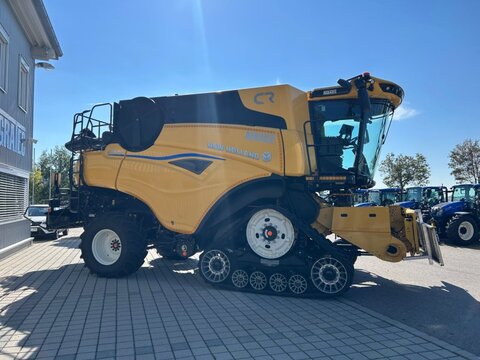 New Holland CR 8.80